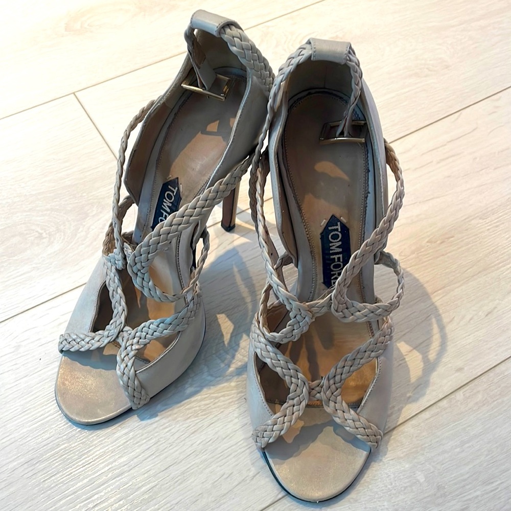 TOM FORD size 39 bone colour woven sandal
